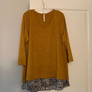 Stylish Plus Size Women’s Blouse